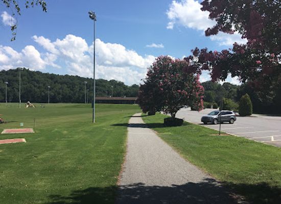 north-carolina/hickory/attraction/henry-fork-river-park