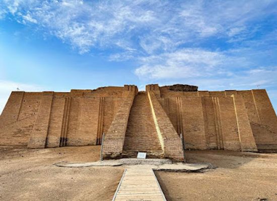 iraq/mesopotamia/attraction/great-ziggurat-of-ur