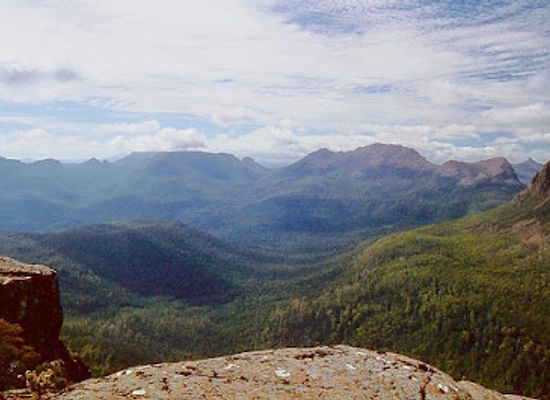 australia/cradle-mountain-lake-st-clair-national-park/attraction/paddys-nut