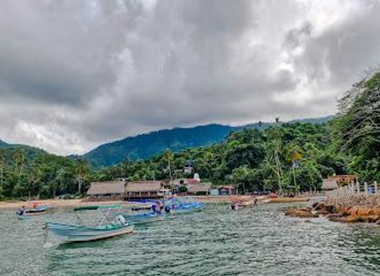 mexico/western-mexico/attraction/playa-quimixto