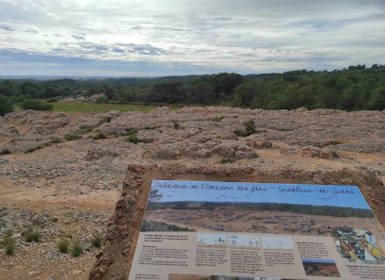 france/languedoc/attraction/etendoir-des-fees