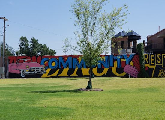 oklahoma/tulsa/brookside/attraction/brookside-collective-park