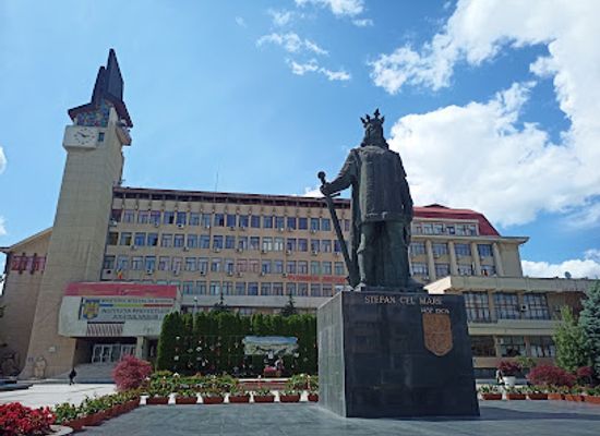 romania/vaslui/attraction/stephen-the-great-s-monument