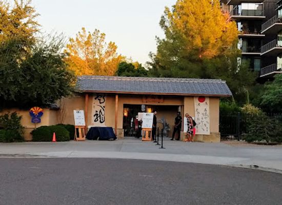 arizona/phoenix/downtown-phoenix/attraction/the-japanese-friendship-garden-of-phoenix