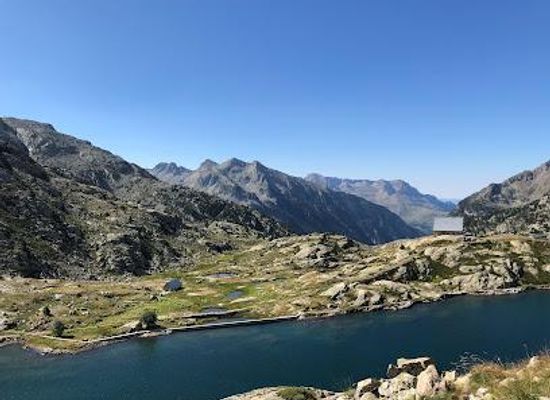 france/midi-pyrenees/attraction/ibon-de-bachimana-bajo