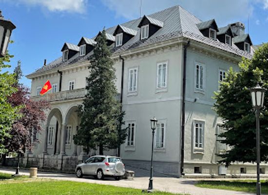montenegro/ljesanska-nahija/attraction/national-library-of-montenegro-durde-crnojevic