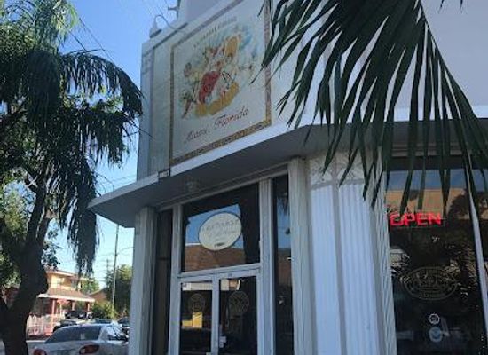 florida/gold-coast/attraction/cigar-boutique-of-little-havana