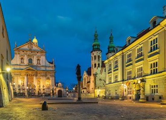 poland/krakow/attraction/fountain-on-the-maria-magdalena-square