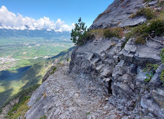 liechtenstein/augstenberg-trail/attraction/furstensteig