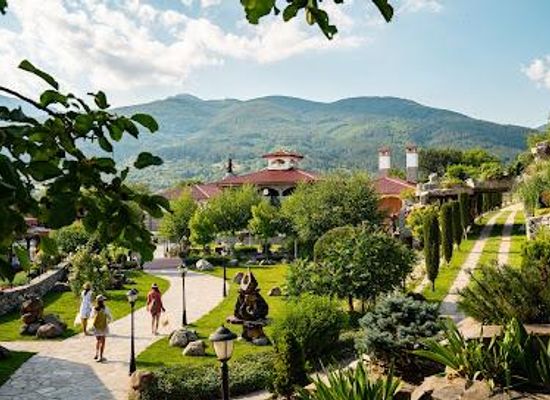 bulgaria/gabrovo/attraction/damascena-ethnographic-complex