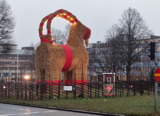 sweden/svealand/landmark/gavlebocken