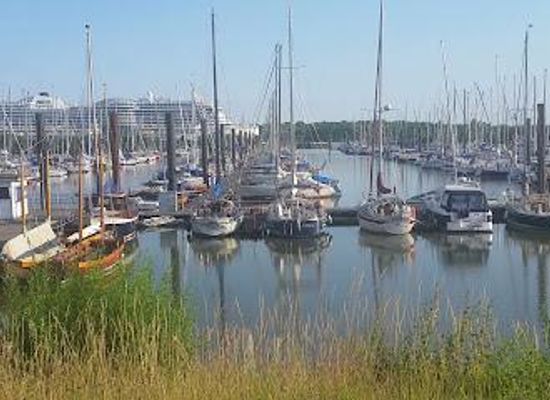 germany/hamburg/attraction/hamburger-marina-community-e-v