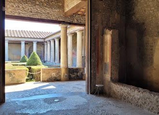 italy/pompeii/attraction/house-of-menander