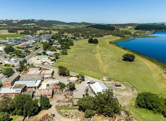 australia/great-southern/attraction/smiling-samoyed-brewery