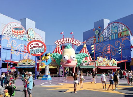 california/hollywood/sunset-strip/attraction/paramount-pictures-studio-tour