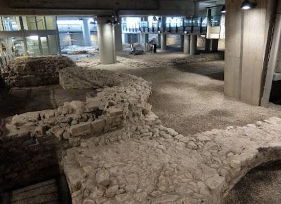 italy/milan/attraction/terme-romane-sito-archeologico-como