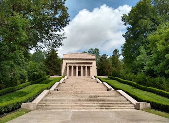 kentucky/mississippi-plateau/attraction/abraham-lincoln-birthplace