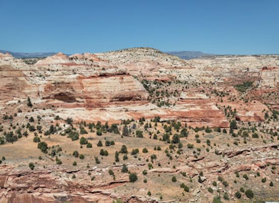 utah/capitol-reef-national-park/attraction/head-of-the-rocks-overlook