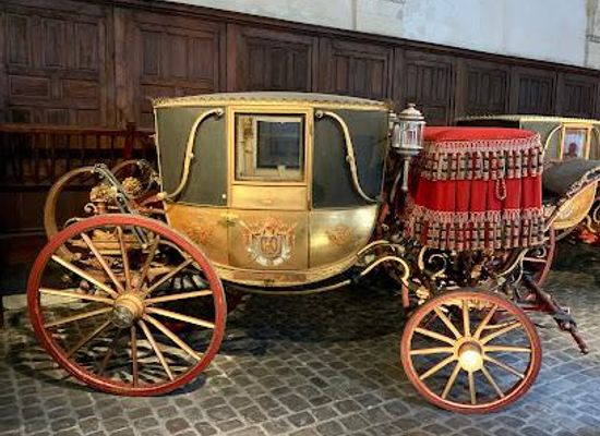 france/ile-de-france/attraction/gallery-of-coaches