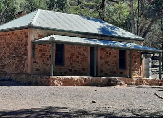 australia/flinders-ranges/attraction/wilpena-park-caravan-park