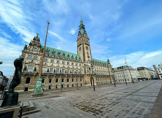 germany/hamburg/attraction/hamburg-townhall