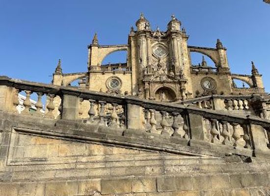 spain/cadiz/attraction/catedral-de-jerez-de-la-frontera-colegiata-de-nuestro-senor-san-salvador