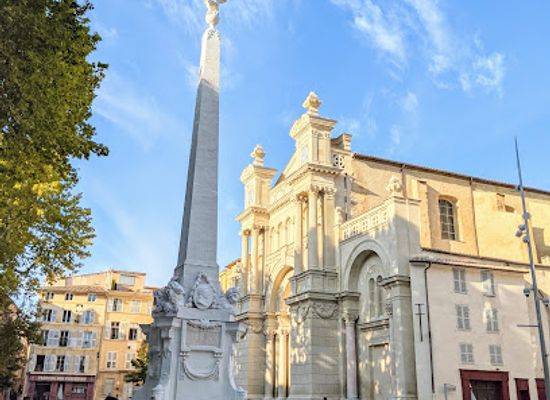 france/provence/attraction/fontaine-des-precheurs