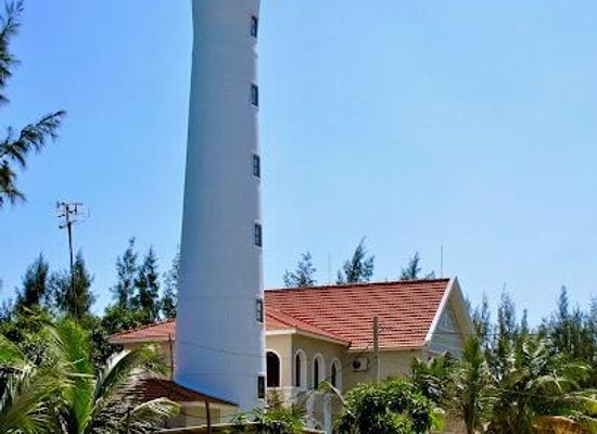 vietnam/hoi-an/attraction/tram-hai-dang-cua-dai-cua-dai-lighthouse