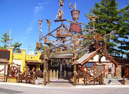 michigan/traverse-city/attraction/pirate-s-cove-adventure-park