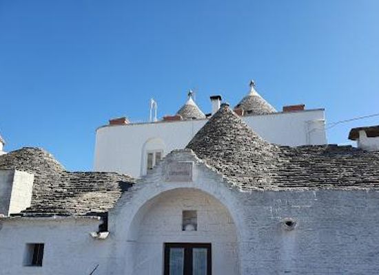 italy/bari/attraction/trullo-sovrano