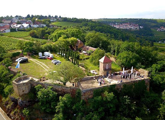 germany/palatinate/attraction/battenberg-castle