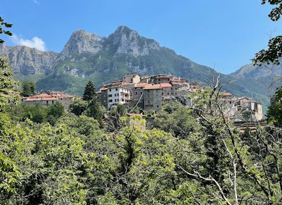 italy/garfagnana/attraction/cascata-dell-acquapendente
