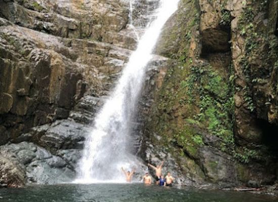 ecuador/highland-valleys/attraction/imperial-zapanal-7-cascadas-campamento-turistico