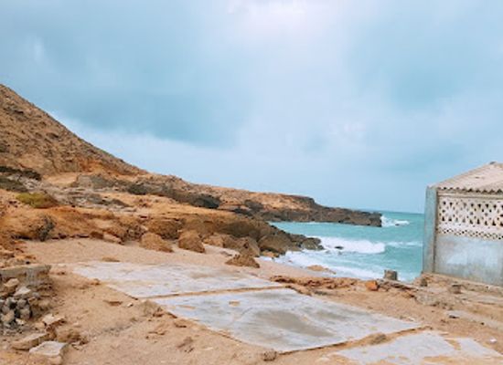 pakistan/lasbela/attraction/bhit-khohri-beach