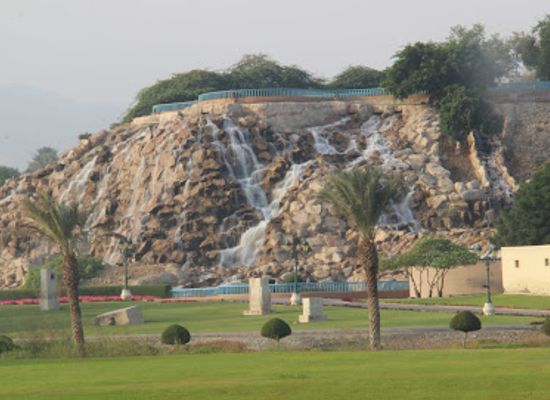 oman/al-hajar-ash-sharqi/attraction/qurum-natural-park