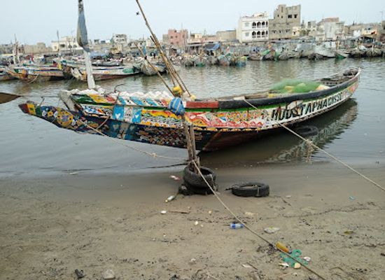 senegal/lompoul-desert/attraction/guet-ndar