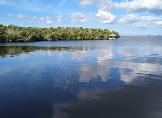 florida/cape-coral/attraction/four-mile-cove-inner-pier