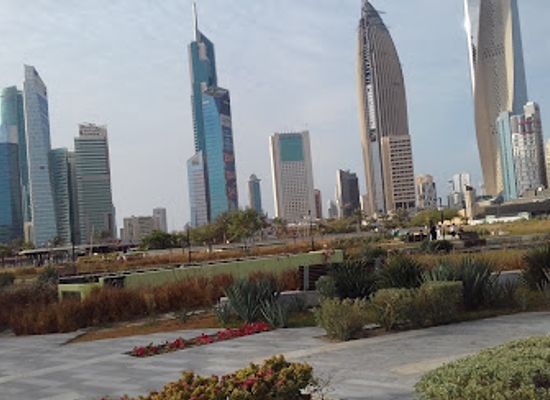 kuwait/kuwait-city/salmiya/attraction/al-shaheed-park