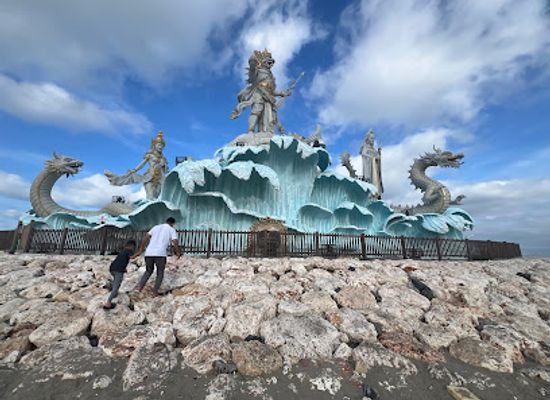 indonesia/bali/kuta/attraction/baruna-statue-god-of-sea