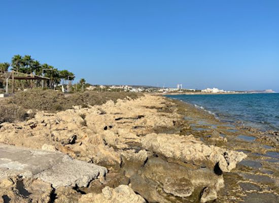 cyprus/nissi-beach/attraction/apovathra-loukkos-tou-manti