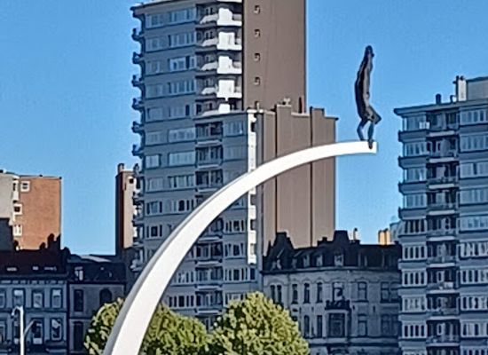 belgium/pays-de-herve/attraction/le-plongeur-et-son-arc