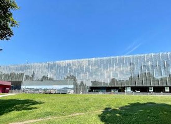 austria/linz/attraction/lentos-kunstmuseum-linz