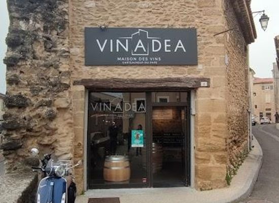 france/languedoc/attraction/maison-des-vins-de-chateauneuf-du-pape-caviste-wine-store