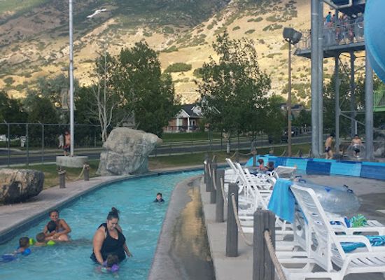 utah/provo/attraction/seven-peaks-water-park-provo