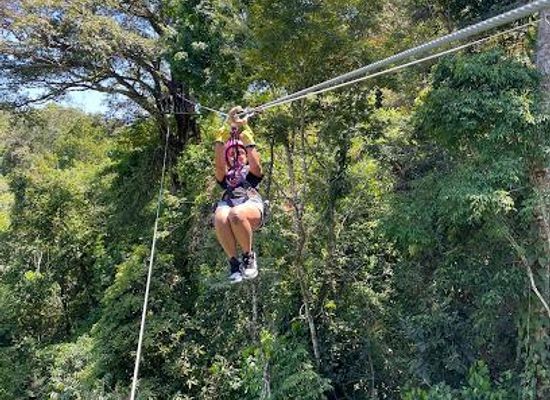 costa-rica/manuel-antonio-national-park/attraction/sukia-park-and-zip-line-tours