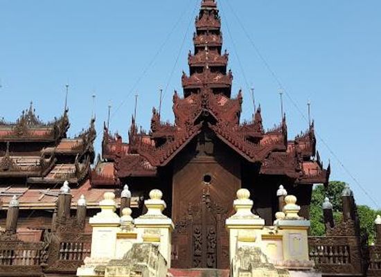 myanmar-burma/mandalay/attraction/shweinbin-monastery