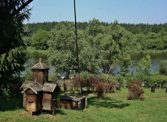 poland/kurpie/attraction/muzeum-skansen-kurpiowski-im-adama-chetnika-w-nowogrodzie