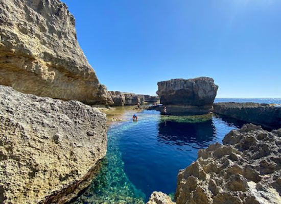 malta/dwejra-area/attraction/dwejra-bay