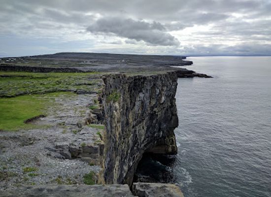 ireland/aran-islands/attraction/dun-duchathair-black-fort