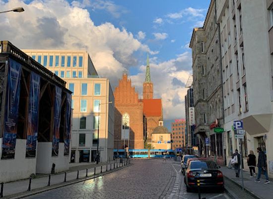 poland/wroclaw/attraction/hatzfeld-palace